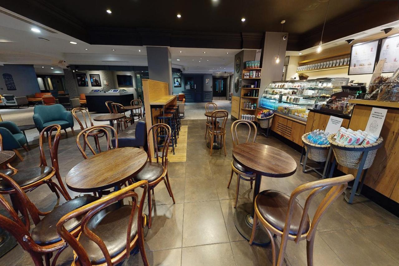Village Hotel Leeds North מראה חיצוני תמונה