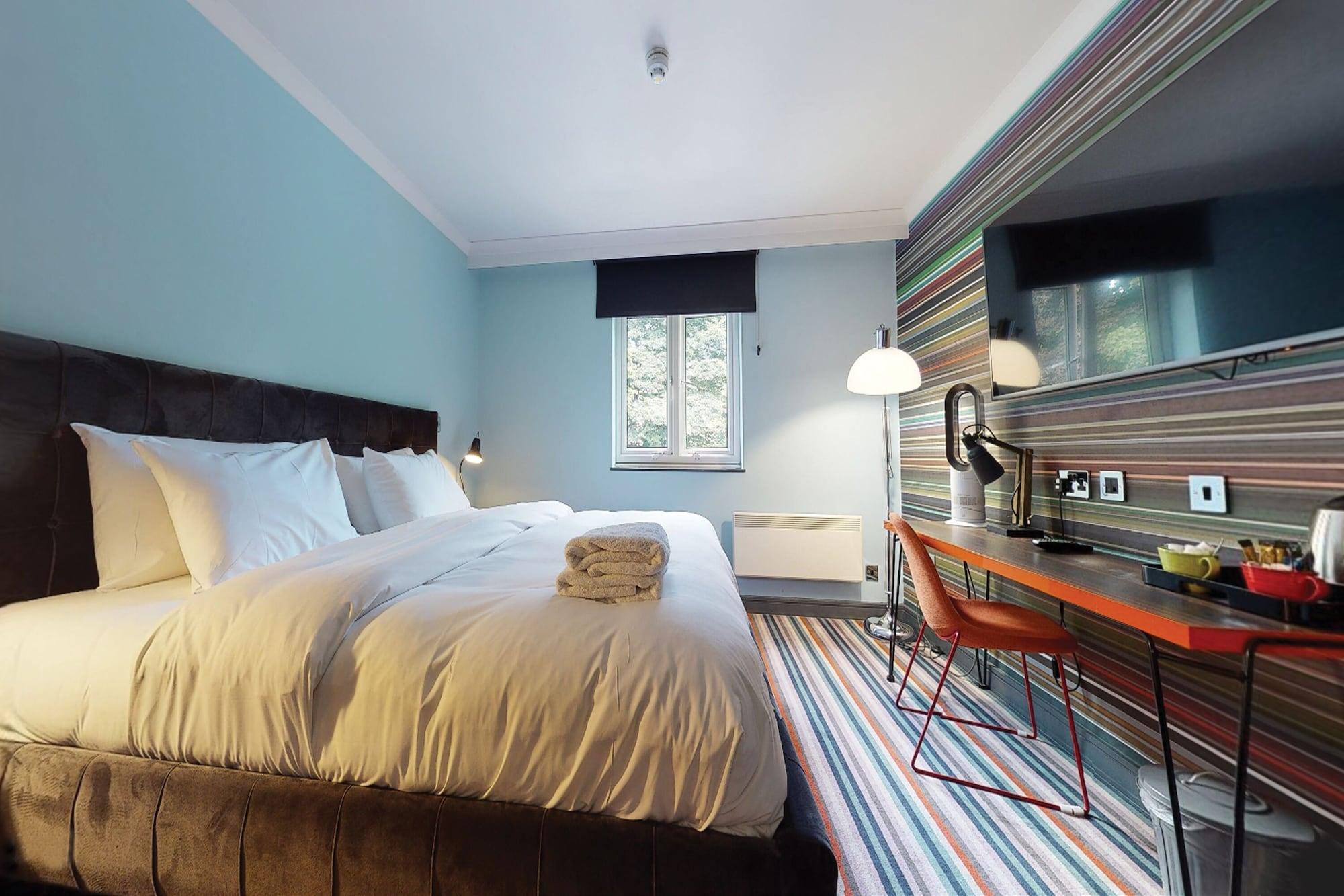 Village Hotel Leeds North מראה חיצוני תמונה